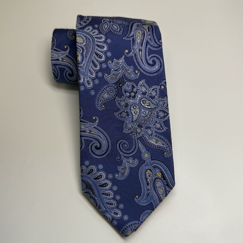 Saks Fifth Avenue Made In Italy Blue Paisley 100% Silk Neck Tie